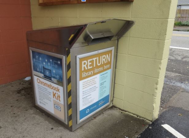 Free-standing book return at Lyle Mercantile
