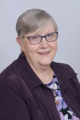 Deb Cushman author headshot